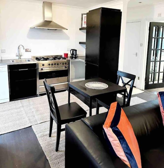 Central London Apartment - Yvonne المظهر الخارجي الصورة